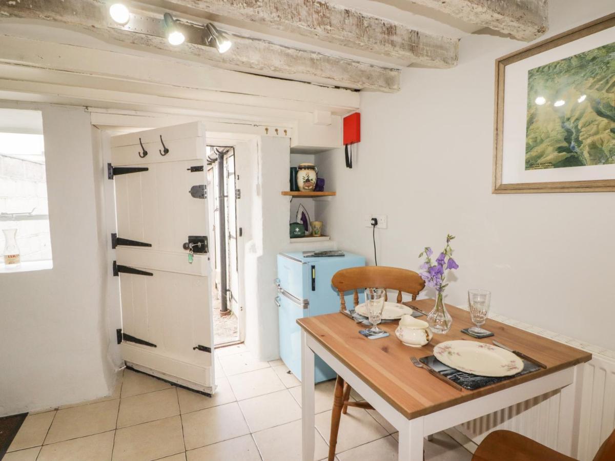 Kooky Cottage Брекон Экстерьер фото
